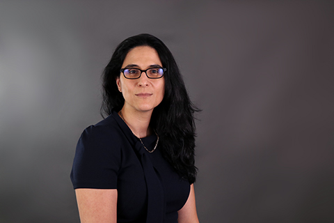 Photo of Lorie Gregg - click for full resolution downloads